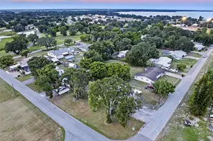 330 W 4th St, Frostproof, FL 33843 - Photo 36