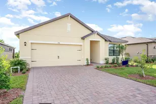 732 Acadia Ct, Palm Bay, FL 32909 - Photo 2