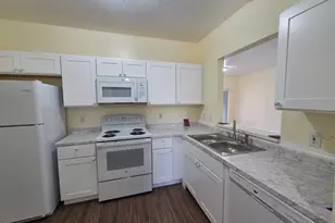 515 Villa Del Sol Ln, Orlando, FL 32824 - Photo 4