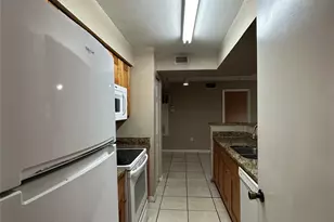 3028 Parkway Blvd, Kissimmee, FL 34747 - Photo 18