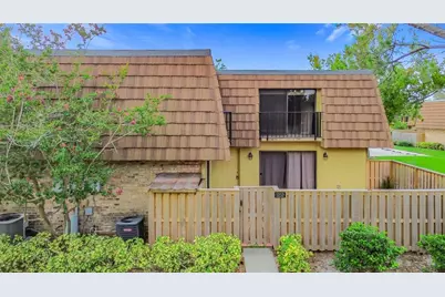 5252 Brook Court #240, Orlando, FL 32811 - Photo 2