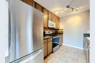 5252 Brook Court #240, Orlando, FL 32811 - Photo 16