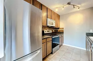 5252 Brook Ct, Orlando, FL 32811 - Photo 16