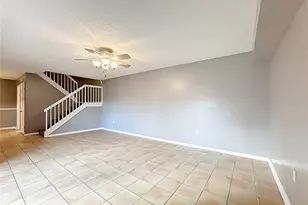 5252 Brook Ct, Orlando, FL 32811 - Photo 10