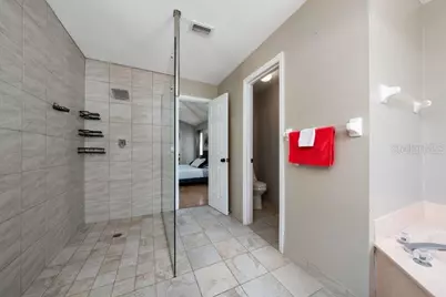 2805 Sweet Plum Ct, Kissimmee, FL 34747 - Photo 20