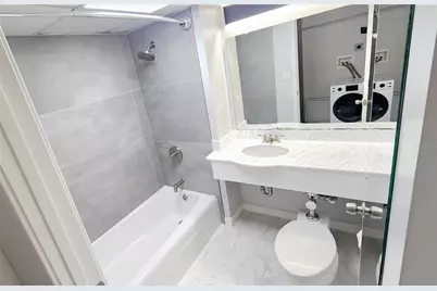 151 E Washington Street #327, Orlando, FL 32801 - Photo 18