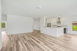 8001 Leonardo St, Sebring, FL 33872 - Photo 4