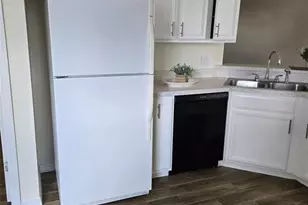 946 Berwick Dr, Davenport, FL 33897 - Photo 6