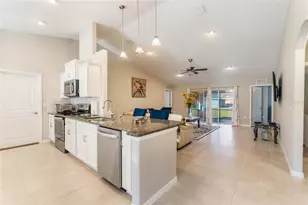 15 Raeland Ln, Palm Coast, FL 32164 - Photo 2