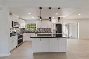 371 Buttonwood Dr, Kissimmee, FL 34743 - Photo 10