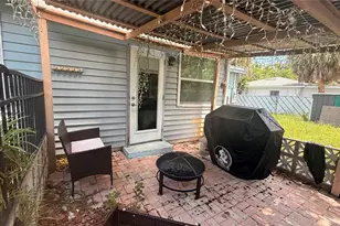 10530 Lake Dr, Seminole, FL 33772 - Photo 18