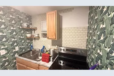 10530 Lake Drive, Seminole, FL 33772 - Photo 12