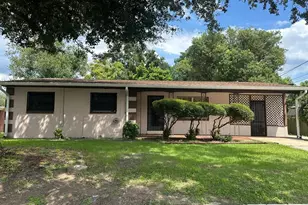 707 S Thacker Ave, Kissimmee, FL 34741 - Photo 2