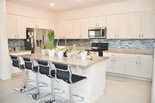 5429 Marylebone Dr, Saint Cloud, FL 34771 - Photo 4