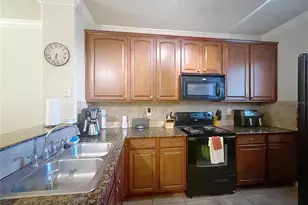 906 Charo Pkwy, Davenport, FL 33897 - Photo 2