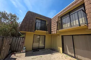 5377 Bamboo Ct, Orlando, FL 32811 - Photo 2