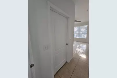 3391 S Kirkman Road #1216, Orlando, FL 32811 - Photo 6