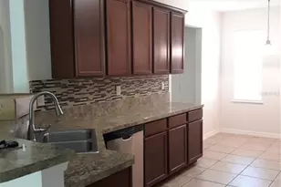 727 Lake Douglas Dr, Groveland, FL 34736 - Photo 4