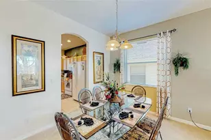 136 Henley Cir, Davenport, FL 33896 - Photo 2