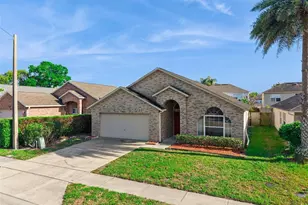 129 Brushcreek Dr, Sanford, FL 32771 - Photo 4