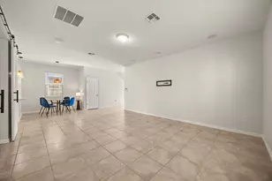 2716 Vista Verde Ln, Kissimmee, FL 34744 - Photo 6