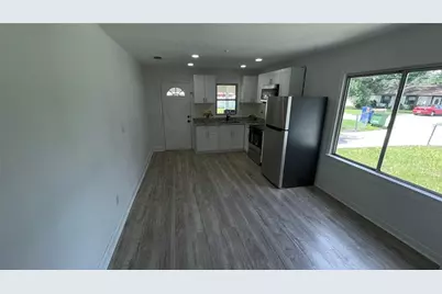 807 E Orchid Avenue, Tampa, FL 33612 - Photo 20