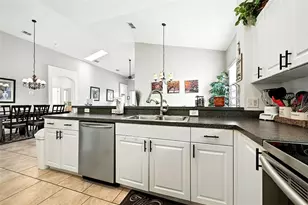 641 Tuscan Hills Blvd, Davenport, FL 33897 - Photo 24