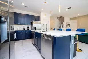 2512 Shanti Dr, Kissimmee, FL 34746 - Photo 18