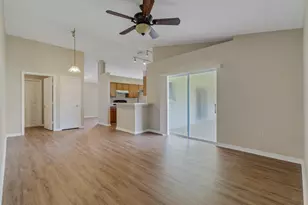 723 Hawk Ln, Kissimmee, FL 34759 - Photo 22