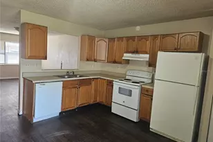 384-386 Cocoa Ct, Kissimmee, FL 34758 - Photo 12