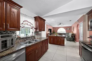43 Bradford Ct, Kissimmee, FL 34758 - Photo 14