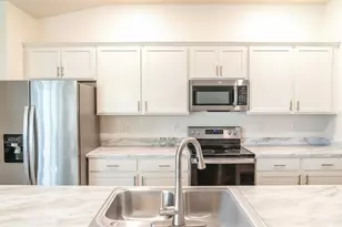 4665 Glencrest Loop, Saint Cloud, FL 34772 - Photo 6