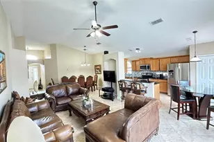 2182 Mallard Creek Cir, Kissimmee, FL 34743 - Photo 8