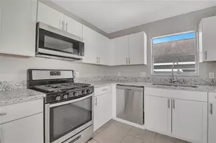 424 Royal Ridge Dr, Davenport, FL 33837 - Photo 24