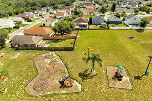 424 Royal Ridge Dr, Davenport, FL 33837 - Photo 52