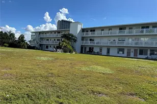 767 John Ringling Blvd, Sarasota, FL 34236 - Photo 2