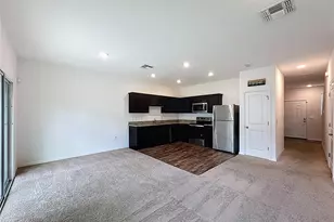 927 Grandin St, Davenport, FL 33837 - Photo 16
