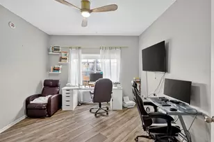 4333 Bayside Village Dr, Tampa, FL 33615 - Photo 16