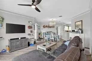 4333 Bayside Village Dr, Tampa, FL 33615 - Photo 14