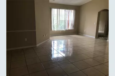 5566 Metrowest Boulevard #303, Orlando, FL 32811 - Photo 2