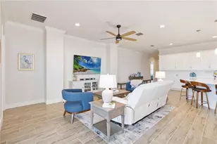 5037 Fallglo Wy, Saint Cloud, FL 34772 - Photo 12