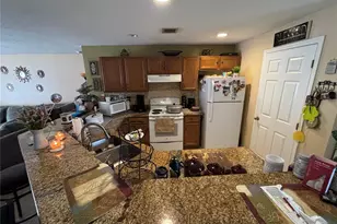 1433 Sarasota Dr, Kissimmee, FL 34759 - Photo 6