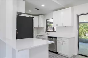 3711 Shady Grove Cir, Orlando, FL 32810 - Photo 6