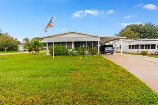 403 Challenger Ave, Davenport, FL 33897 - Photo 2