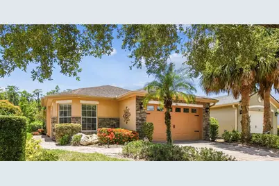 560 Grand Canal Dr, Kissimmee, FL 34759 - Photo 1