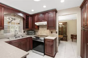 2025 Westfall Dr, Orlando, FL 32817 - Photo 14