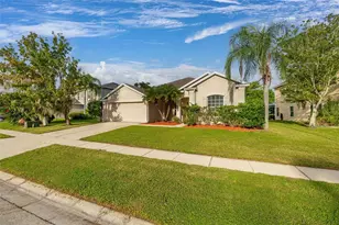 2172 The Oaks Blvd, Kissimmee, FL 34746 - Photo 4
