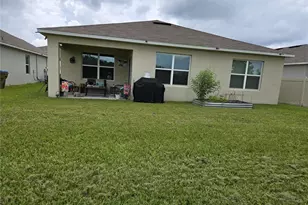 3337 Perennial Ln, Kissimmee, FL 34746 - Photo 10