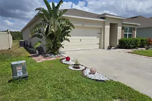 3337 Perennial Ln, Kissimmee, FL 34746 - Photo 2