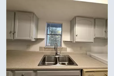 4308 Lakeway Drive #E (50), Orlando, FL 32839 - Photo 8